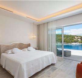 Luxury 6 Bedroom Brac Island Beach Front Villa With Heated Infinity Pool and lift near Sumartin sleeps 12